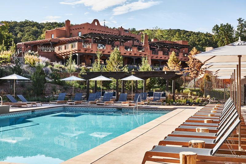 Bishop's Lodge, Auberge Collection