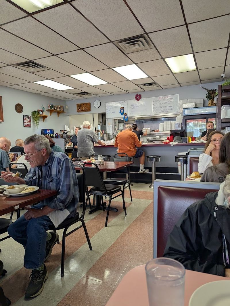Michigan Has A Polish Restaurant That Delivers Such A Consistently Remarkable Experience That People Never Hesitate To Make The Trip - Decor Hint Real Polish Cooking Made With Heart
