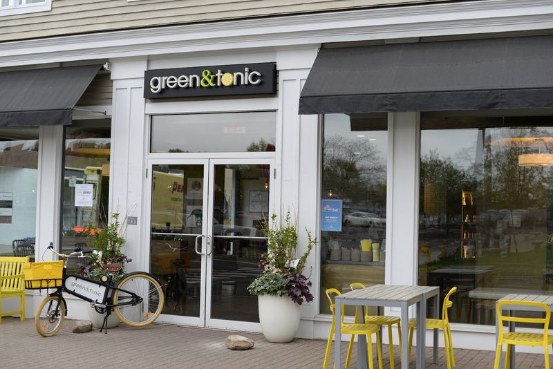 Green & Tonic, Westport