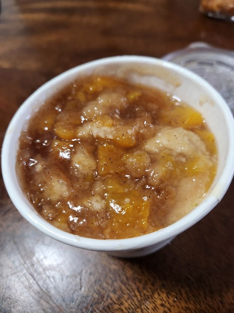 This Tiny Maryland Restaurant Serves Soul Food People Cannot Stop Craving - Decor Hint Lemon Crunch Cake