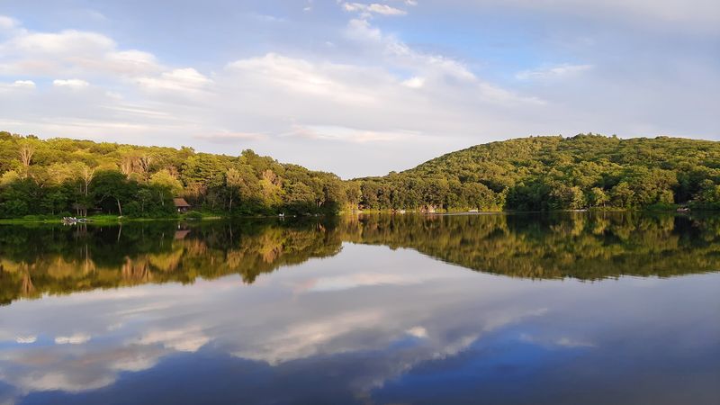 Mount Tom Pond, Litchfield