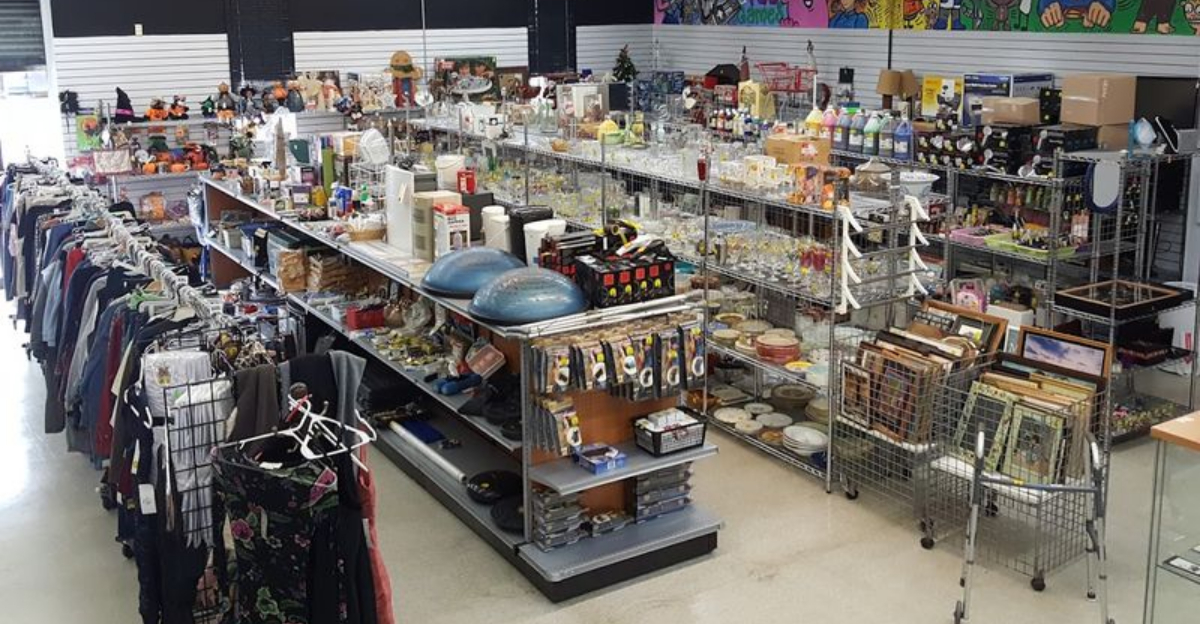 Bargain Hunters From All Over Connecticut Flock To This Mind Blowing Thrift Store - Decor Hint