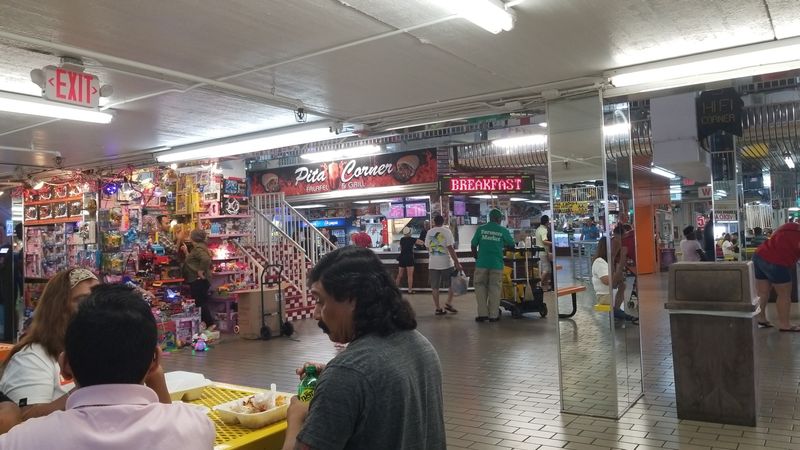 This Huge Florida Flea Market Is Packed With Bargains, Food, And Surprises - Decor Hint The Food Court That Actually Delivers