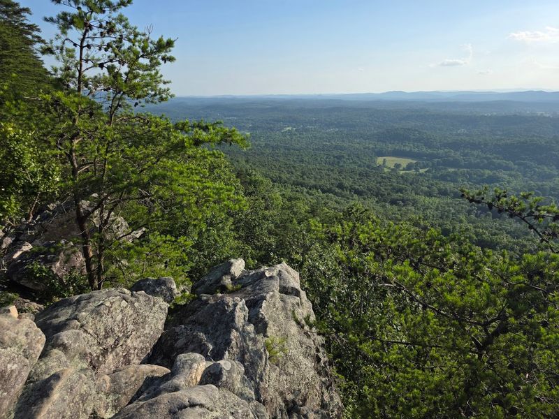 Life Moves Slow In This Beautiful Georgia Town And Rent Is Still Under $750 A Month - Decor Hint The Blue Ridge Mountains Gateway Feel