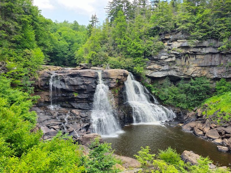 10 Beautiful West Virginia State Parks Perfect For A Relaxing Weekend Escape - Decor Hint Blackwater Falls State Park