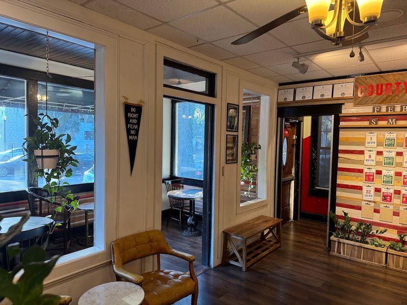 Art Displays That Give The Walls A Life Of Their Own