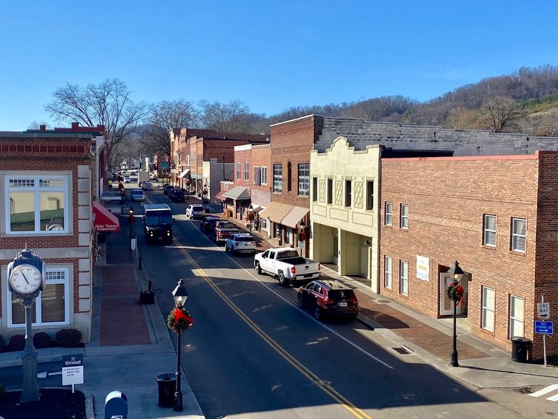 Roge­rsville