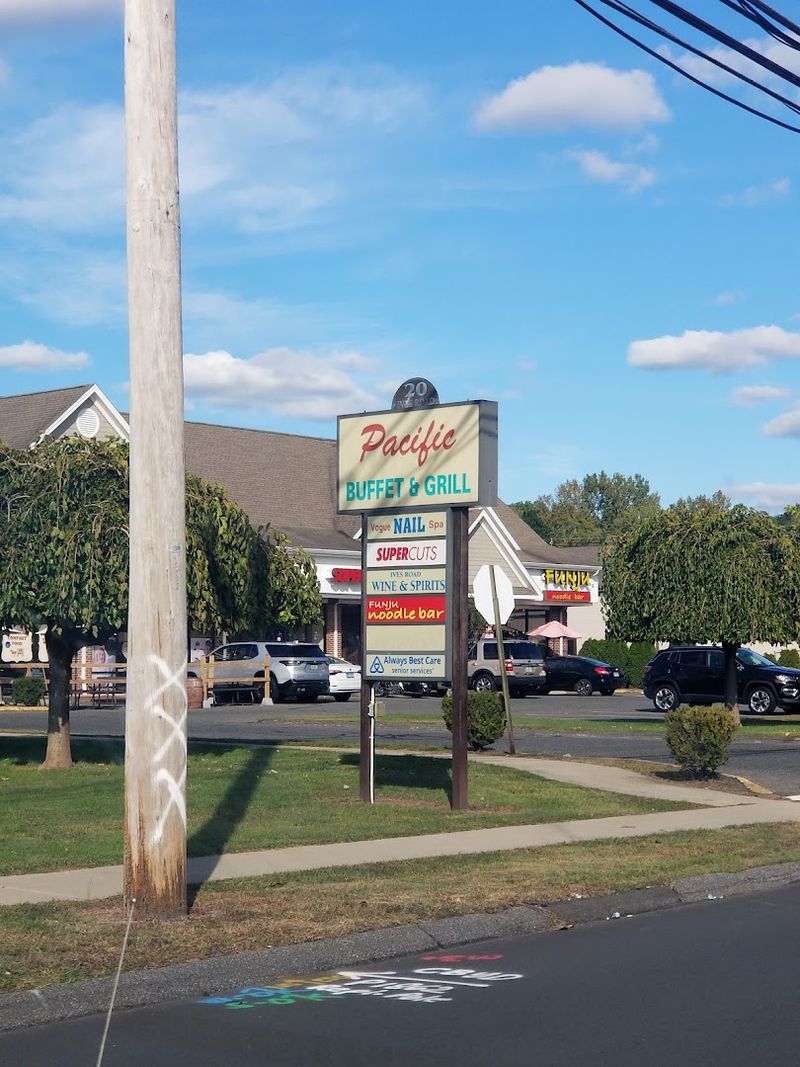 What Makes The Weekend Buffet Worth Your Drive
