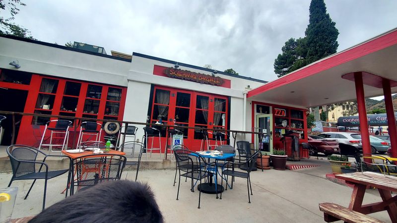 Screaming Banshee Pizza 
