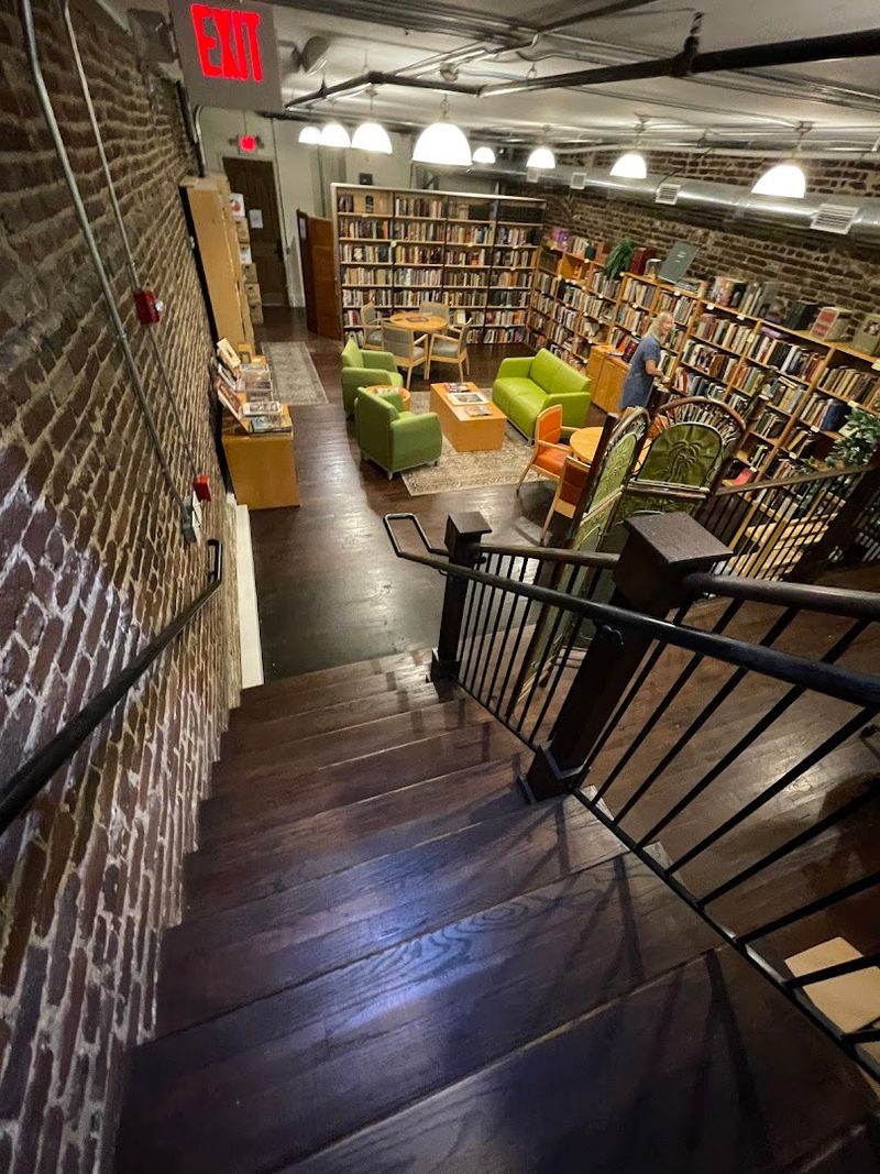 Book Lovers Could Spend All Day Inside This Charming Two-Story Tennessee Bookstore - Decor Hint Information Book Lovers Should Know