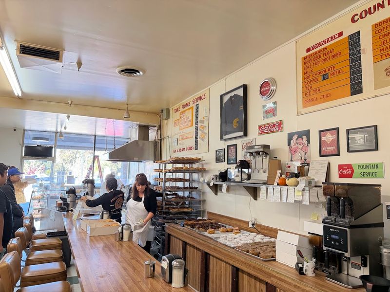 Stan's Donut Shop, Santa Clara