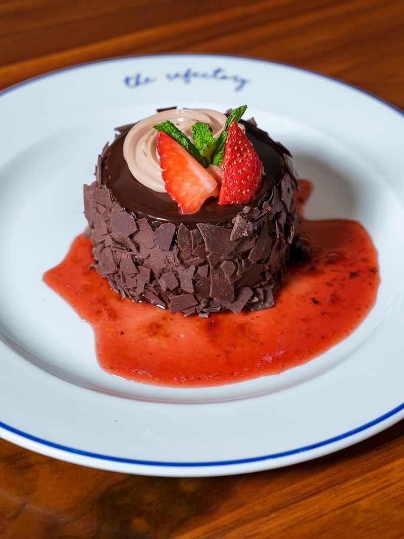 Ohio Has 10 Restaurants That Deliver Such A Remarkable Experience That The Drive From Anywhere Feels Completely Justified - Decor Hint The Refectory Restaurant