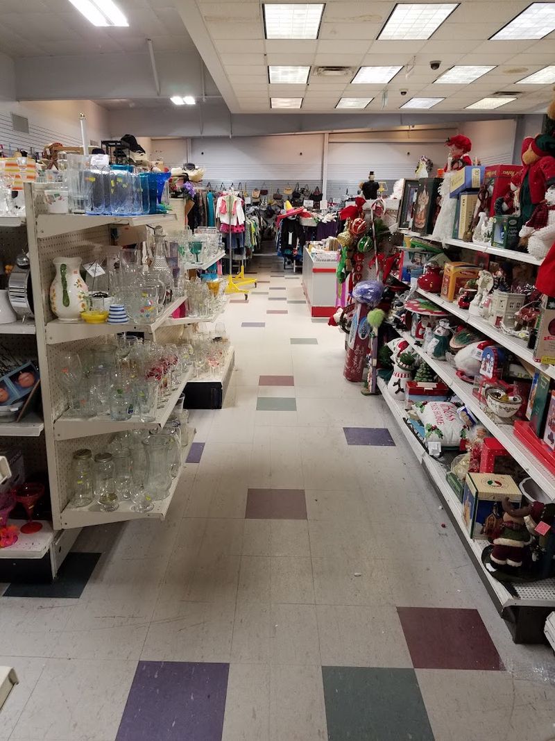 Shop Smart At A Store Without Dressing Rooms