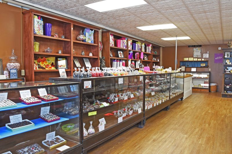 Kentucky's Most Beloved Old-Time Candy Destination Bringing Back The Magic - Decor Hint Chocolate Turtles That Keep Customers Coming Back