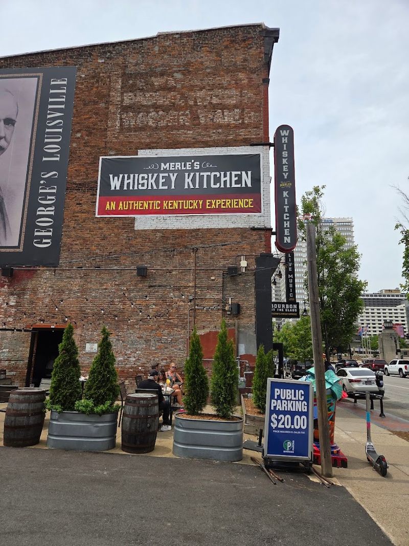 Location Steps Away From Major Louisville Attractions