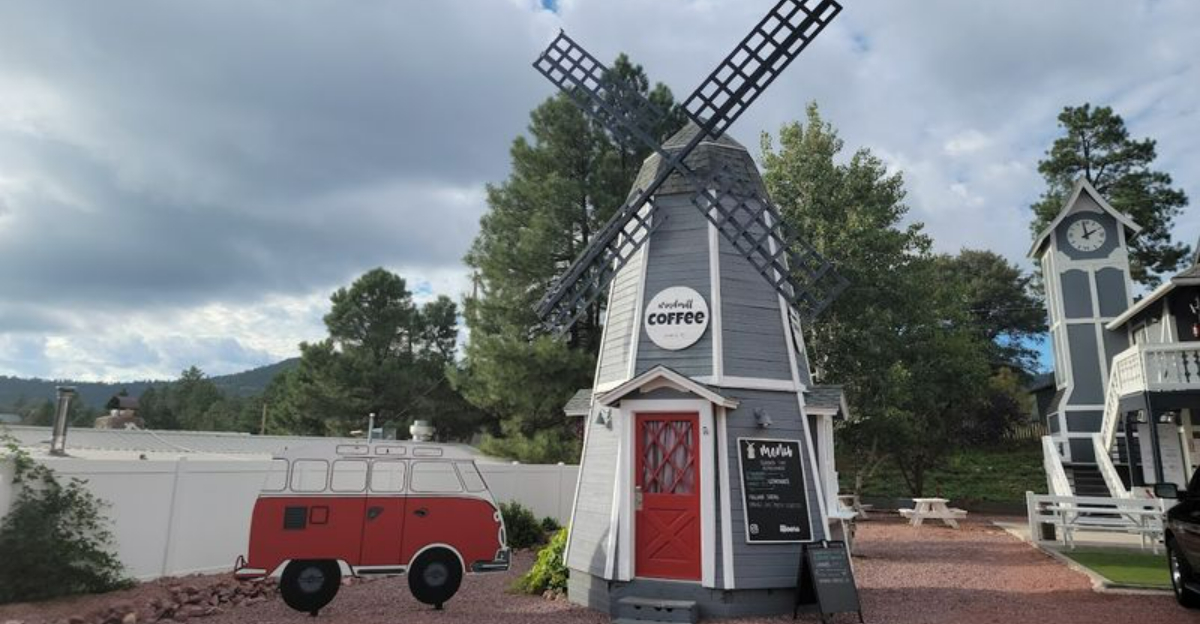 Breakfast Lovers Across Arizona Keep Talking About This Cozy Mountain Retreat 1 - Decor Hint