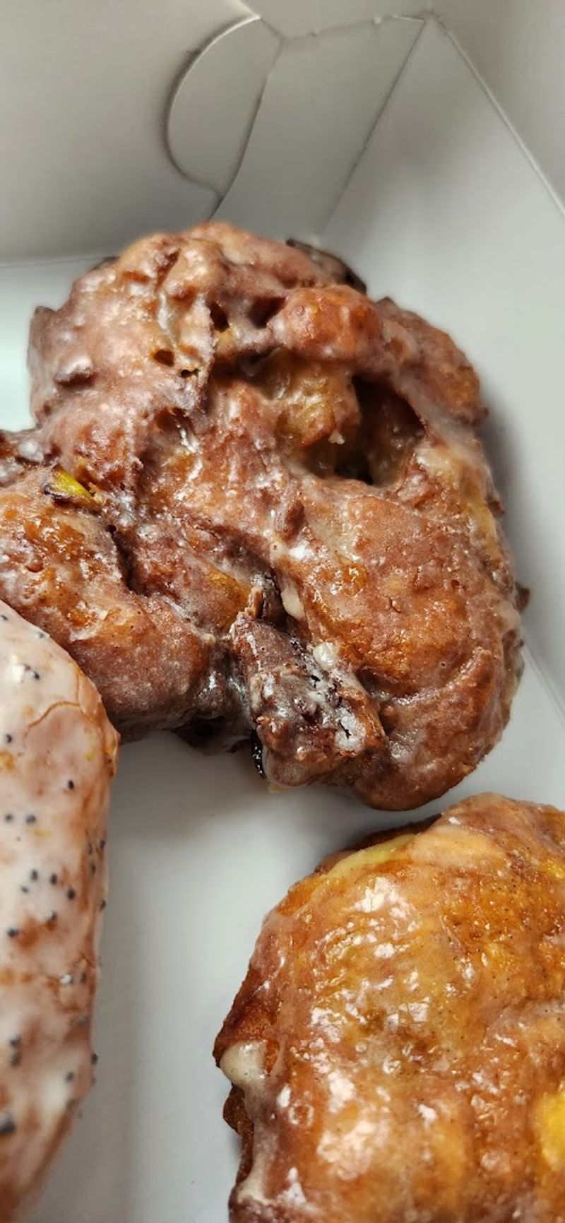 The Apple Fritter That Keeps People Coming Back