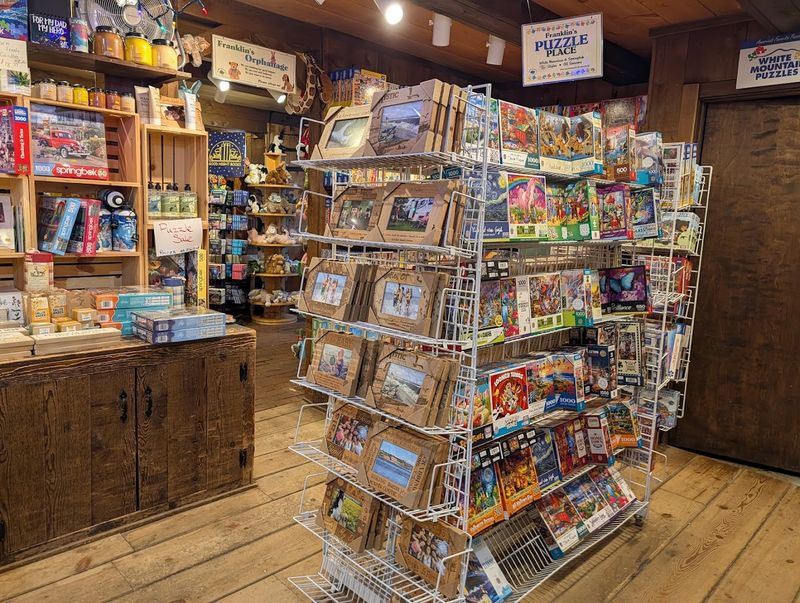 You'll Drive Hours To Taste The Incredible Fudge At This Tiny Connecticut Store - Decor Hint Spot Classic New England Treats Like Saltwater Taffy