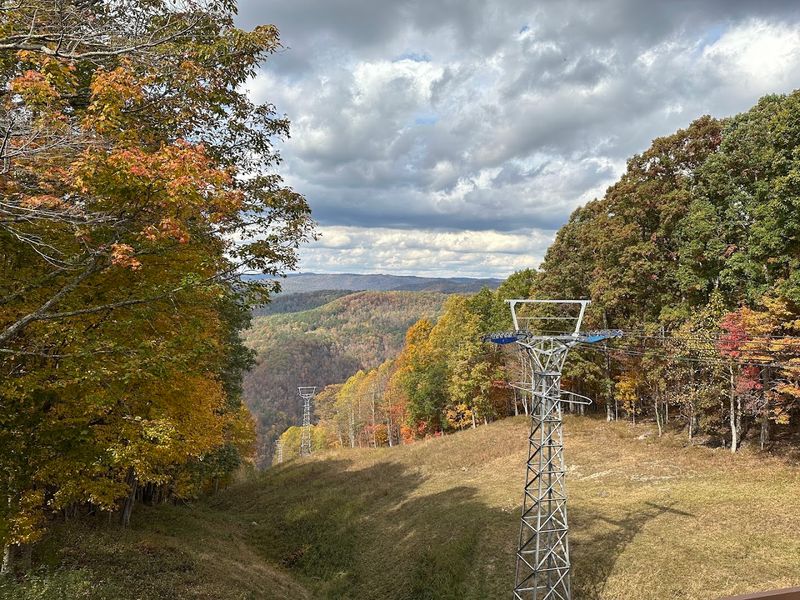 10 Beautiful West Virginia State Parks Perfect For A Relaxing Weekend Escape - Decor Hint Pipestem Resort State Park