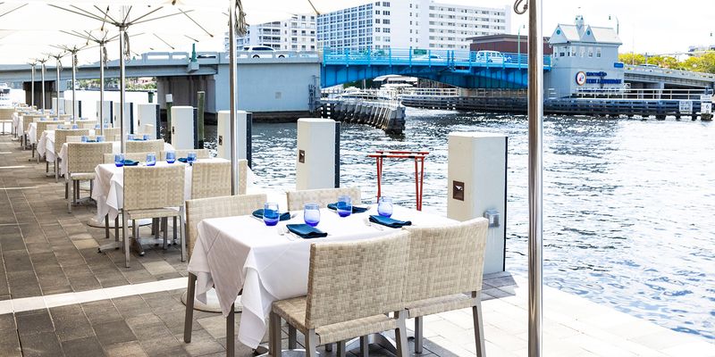 Blue Moon Fish Co., Lauderdale-By-The-Sea