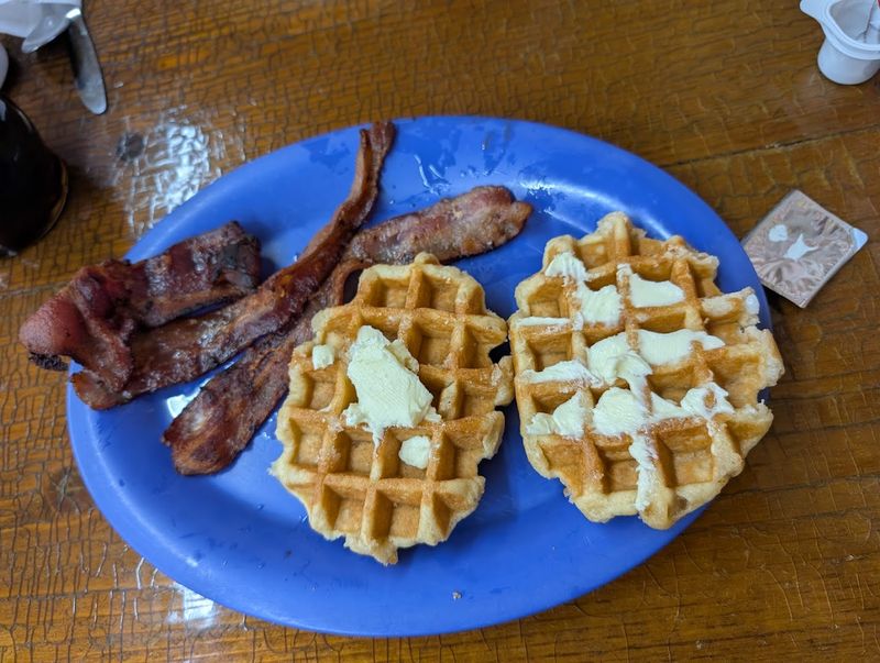 North Dakota Has A Small-Town Cafe Where Every Meal Has Built A Reputation That Stretches Well Beyond The Town Limits - Decor Hint Breakfast Done Right