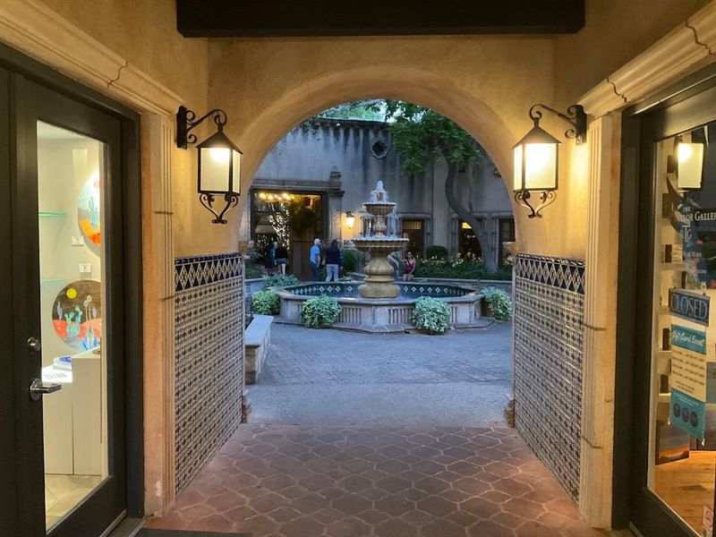 Tlaquepaque Arts And Shopping Village