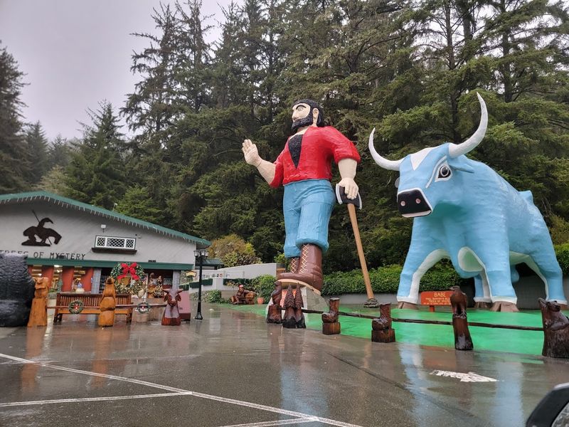 9 California Roadside Stops Where The Gift Shop Is Oddly Hard To Leave Empty-Handed - Decor Hint Trees of Mystery