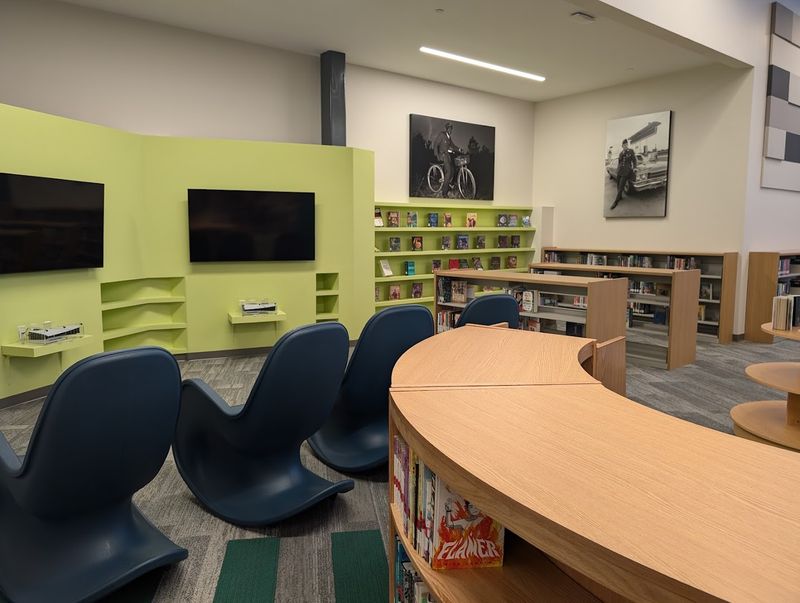 Outdoor Reading Space For Kids With Fresh Air Access