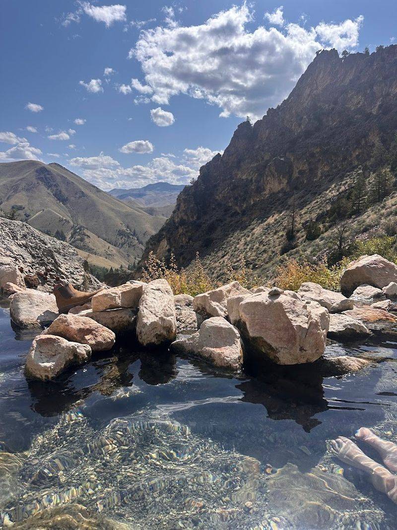 These 9 Incredible Idaho Hikes Only Get Better And More Beautiful With Every Step - Decor Hint Goldbug Hot Springs