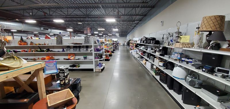 Housewares And Home Decor Worth Hunting Through