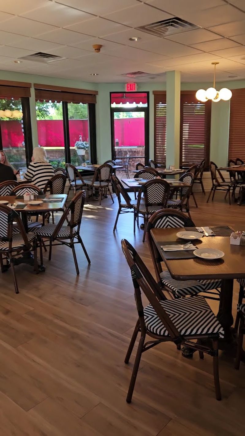 Indoor And Outdoor Seating For Every Kind Of Visit