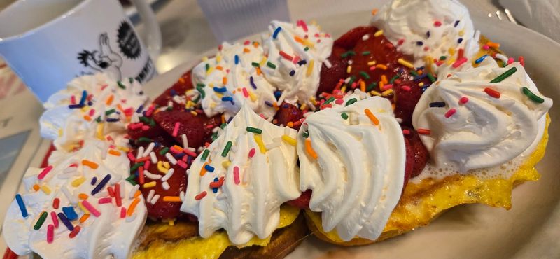 Homemade Pies And Old-Fashioned Desserts Worth Saving Room For