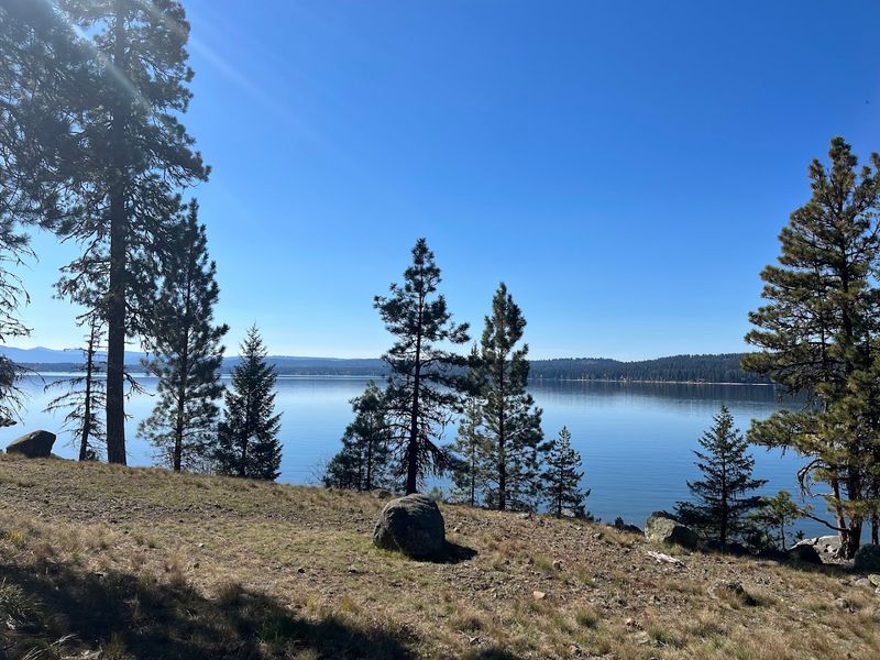 These 8 Idaho Hiking Trails Offer The Perfect Mix Of Adventure And Incredible Views - Decor Hint Ponderosa State Park