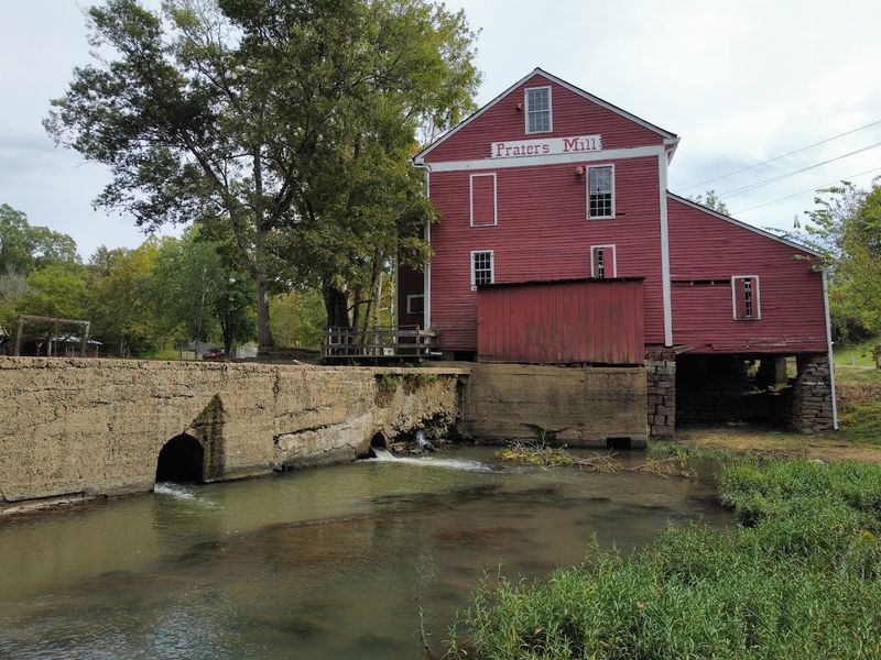 Life Moves Slow In This Beautiful Georgia Town And Rent Is Still Under $750 A Month - Decor Hint Prater's Mill Historic Site