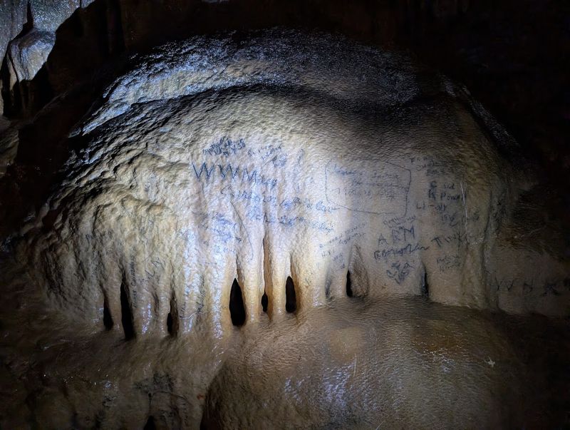 Grand Caverns