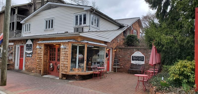 The Beloved Danish Bakery In North Carolina That's Worth The Drive From Anywhere - Decor Hint Bear Claws And Long Johns