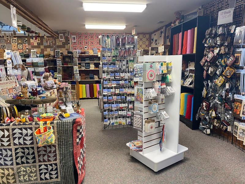 Rusty Crow Quilt Shop