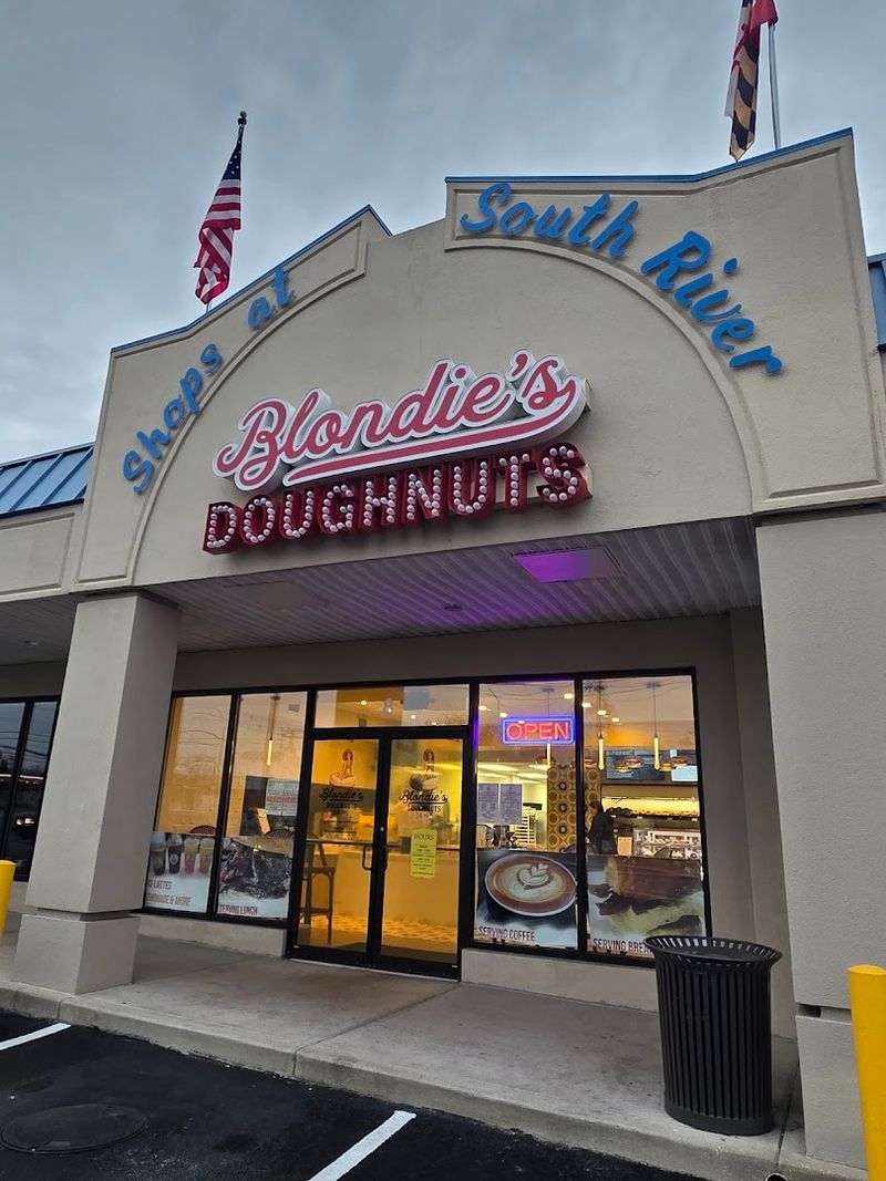 Blondie's Doughnuts