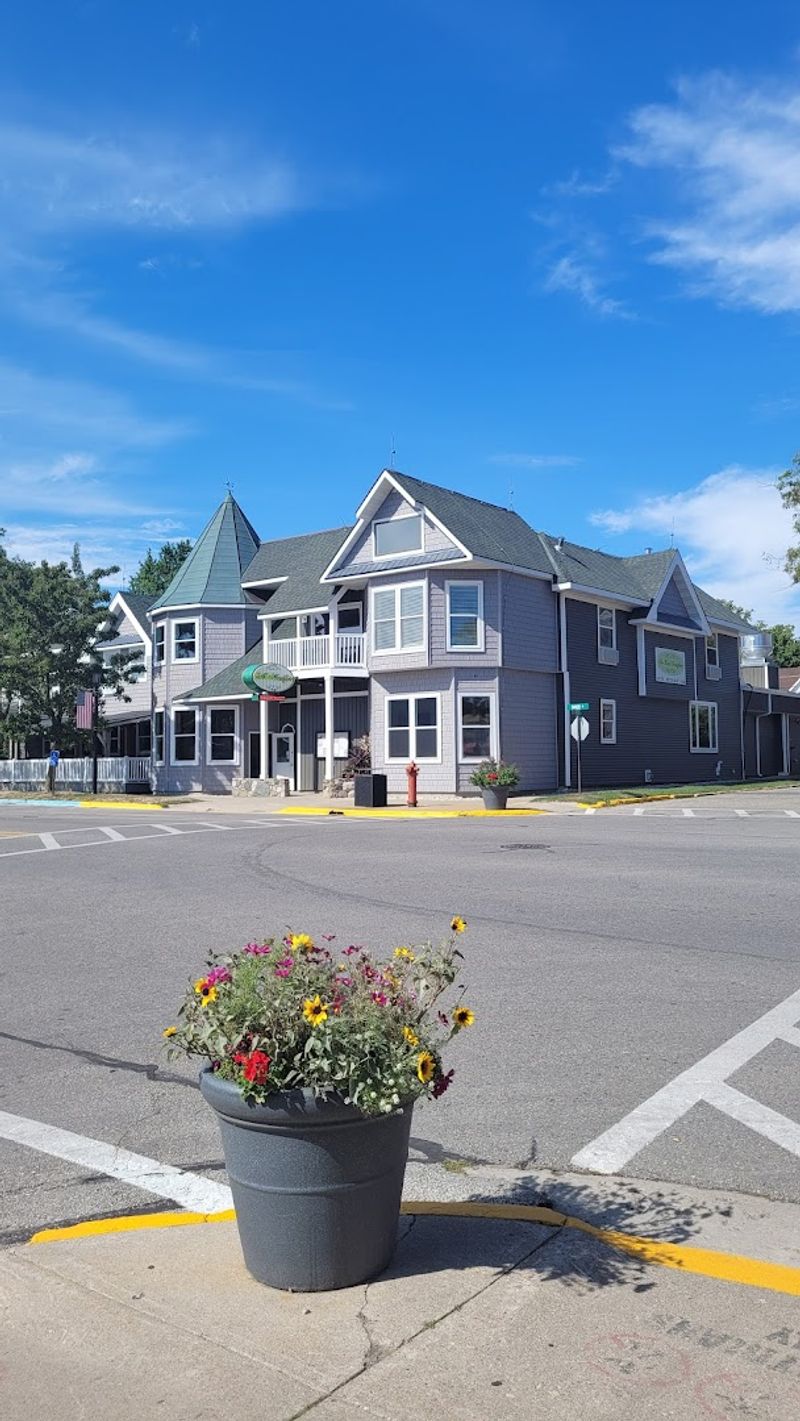 Cozy Places To Stay Near The Lake