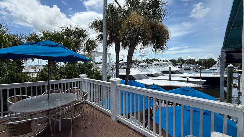 Bluewater Waterfront Grill