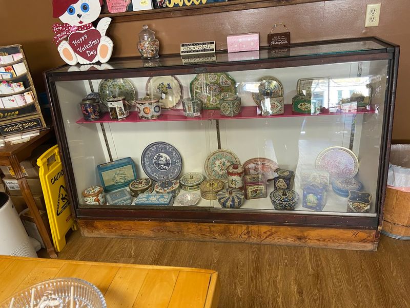 Kentucky's Most Beloved Old-Time Candy Destination Bringing Back The Magic - Decor Hint Sugar-Free Options That Do Not Compromise On Taste