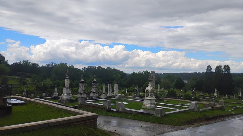 Rose Hill Cemetery, Macon