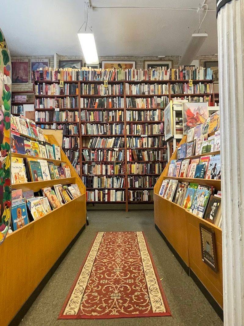 What Makes A Bookstore Worth Going Back To