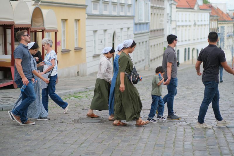 Do Not Stare, Point, Or Follow Amish Families