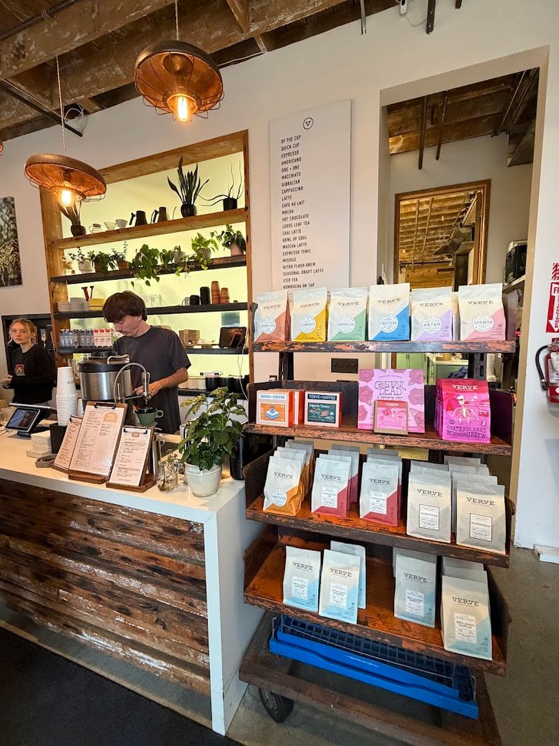 11 California Cafés Where Nobody Seems In A Hurry And That Helps The Whole Mood - Decor Hint Verve Coffee Roasters Seabright, Santa Cruz