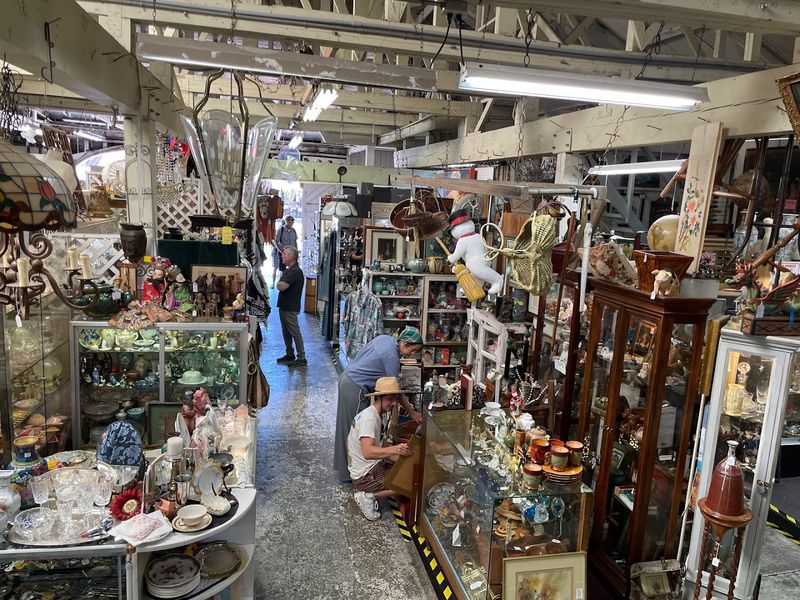 The Old Barn Antique Mall, San Juan Capistrano