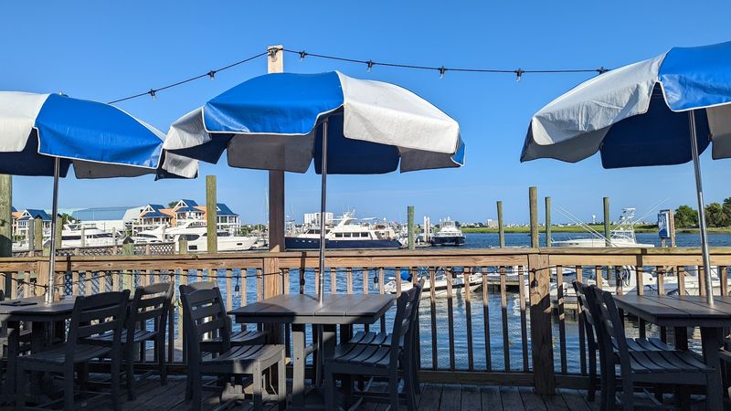 Dockside Restaurant & Bar
