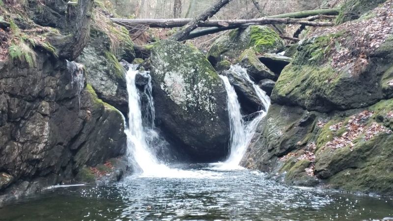 Spruce Brook Falls, Beacon Falls