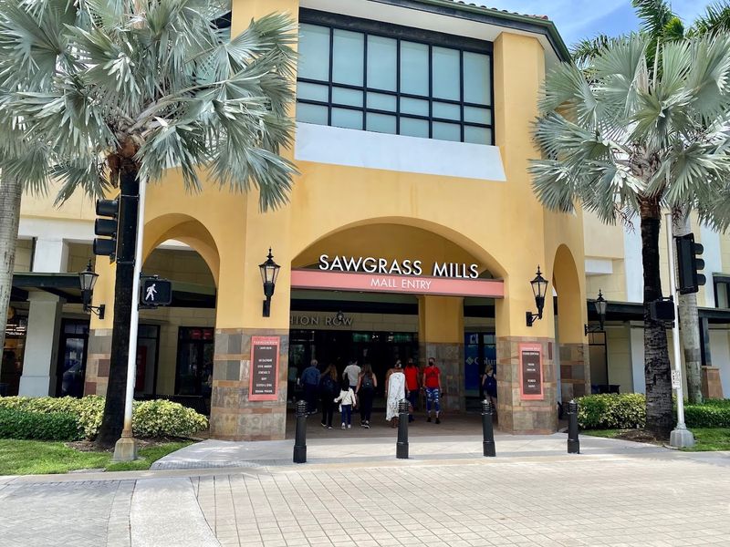 Why This Mall Keeps Drawing Millions Back Every Year