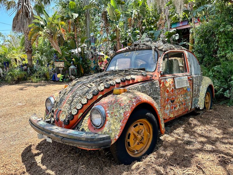This Enchanting Florida Garden Feels Like Something From A Fantasy Novel - Decor Hint Guided Tours And The Stories They Tell